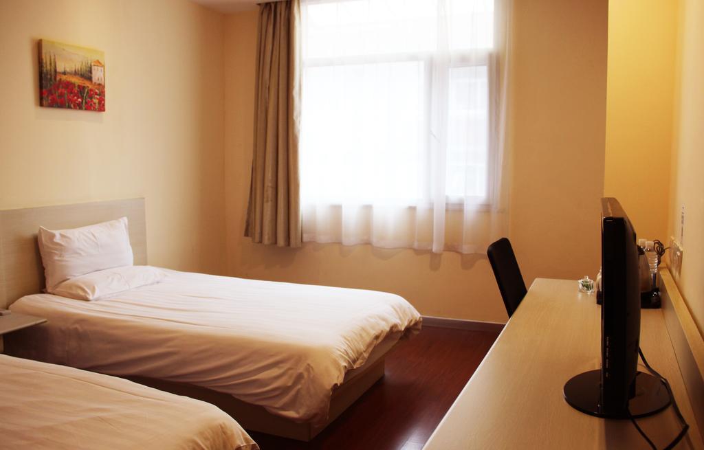 Hanting Hotel Qingdao Wusi Square Chambre photo