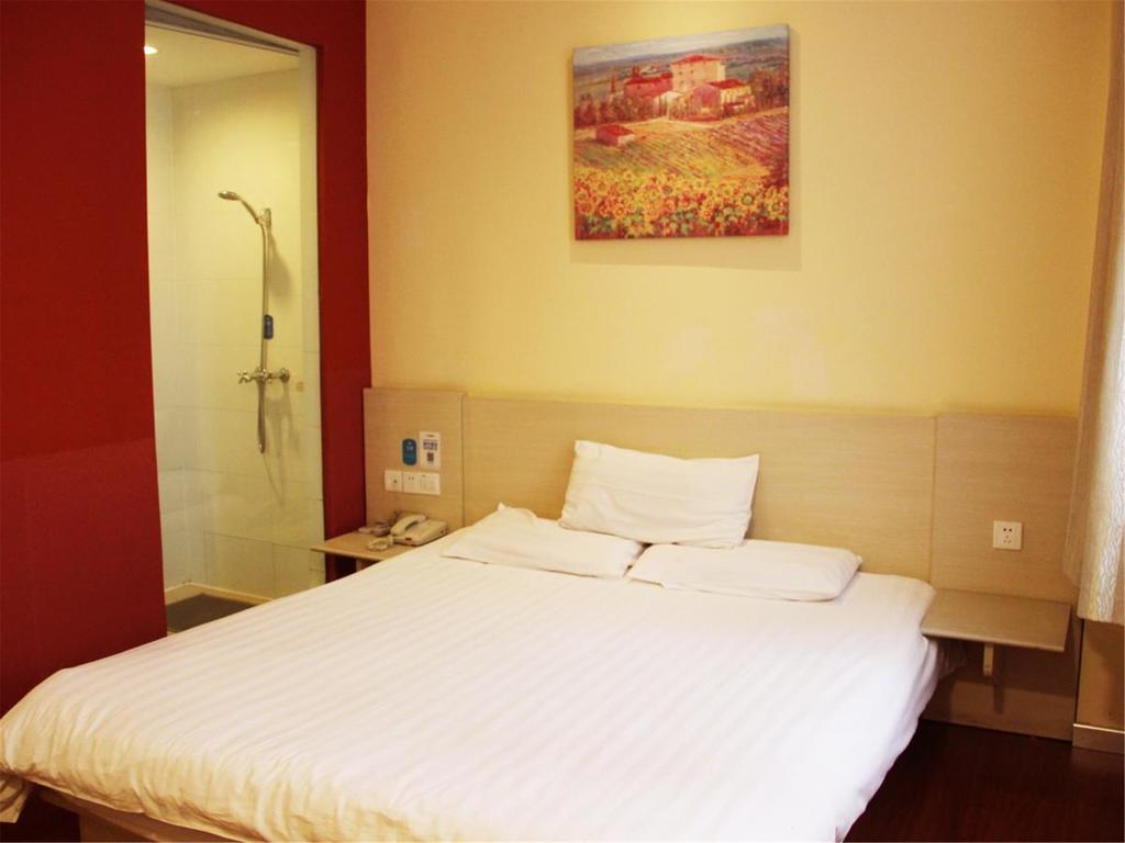 Hanting Hotel Qingdao Wusi Square Chambre photo