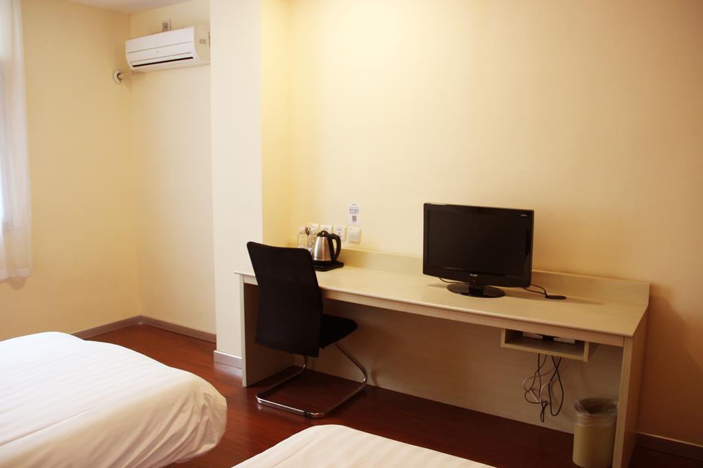 Hanting Hotel Qingdao Wusi Square Chambre photo